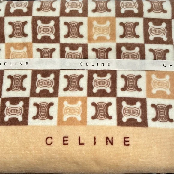Celine Beach Bath Towel - Picture 5 of 6